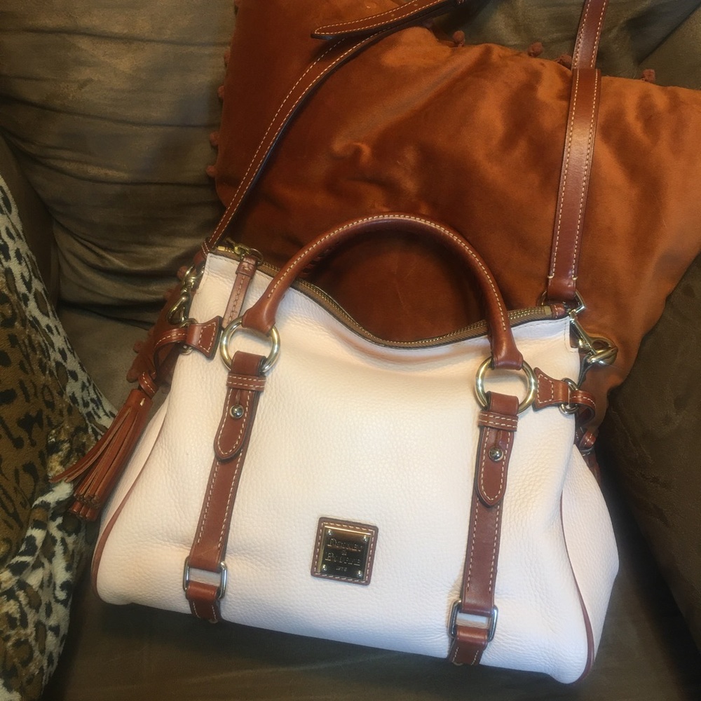 RARE Dooney & Bourke pebble satchel EUC like new in color BLUSH HTF - Picture 3 of 16